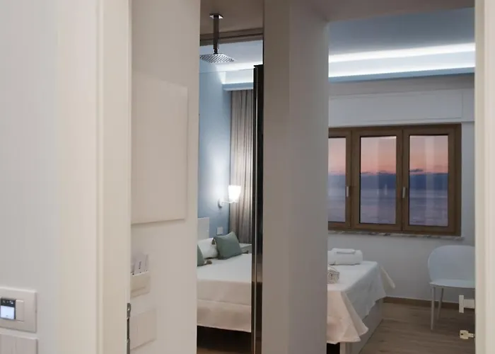 住宿加早餐酒店 La Marina Luxury 皮佐