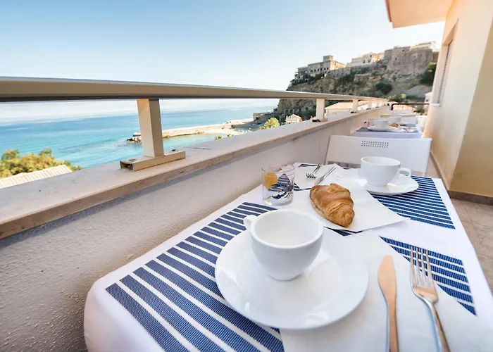 住宿加早餐酒店 La Marina Luxury 3*