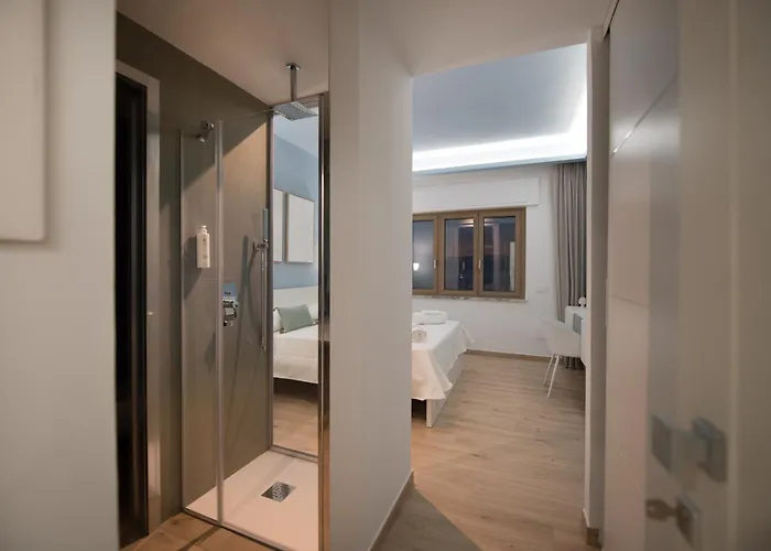 住宿加早餐酒店 La Marina Luxury