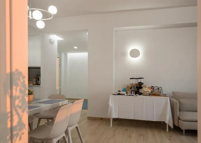 La Marina Luxury 住宿加早餐酒店 皮佐