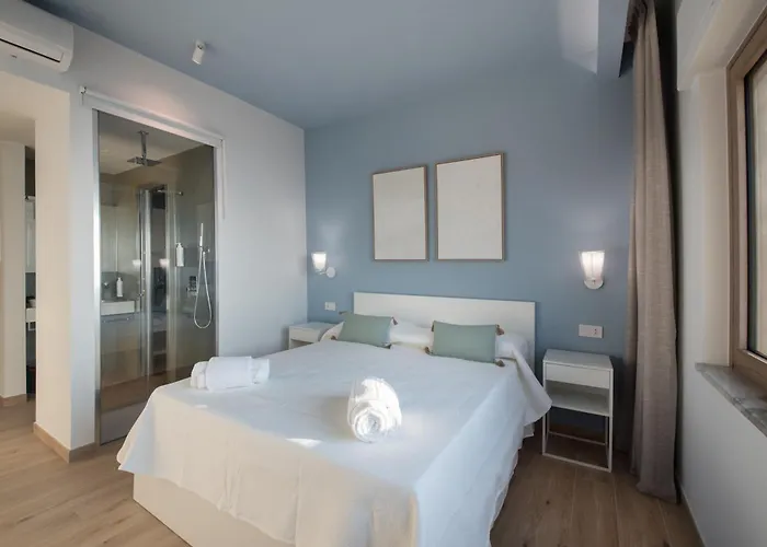 La Marina Luxury 住宿加早餐酒店 皮佐